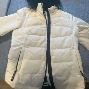 Elegant White Puffer Jacket with Black Accents
